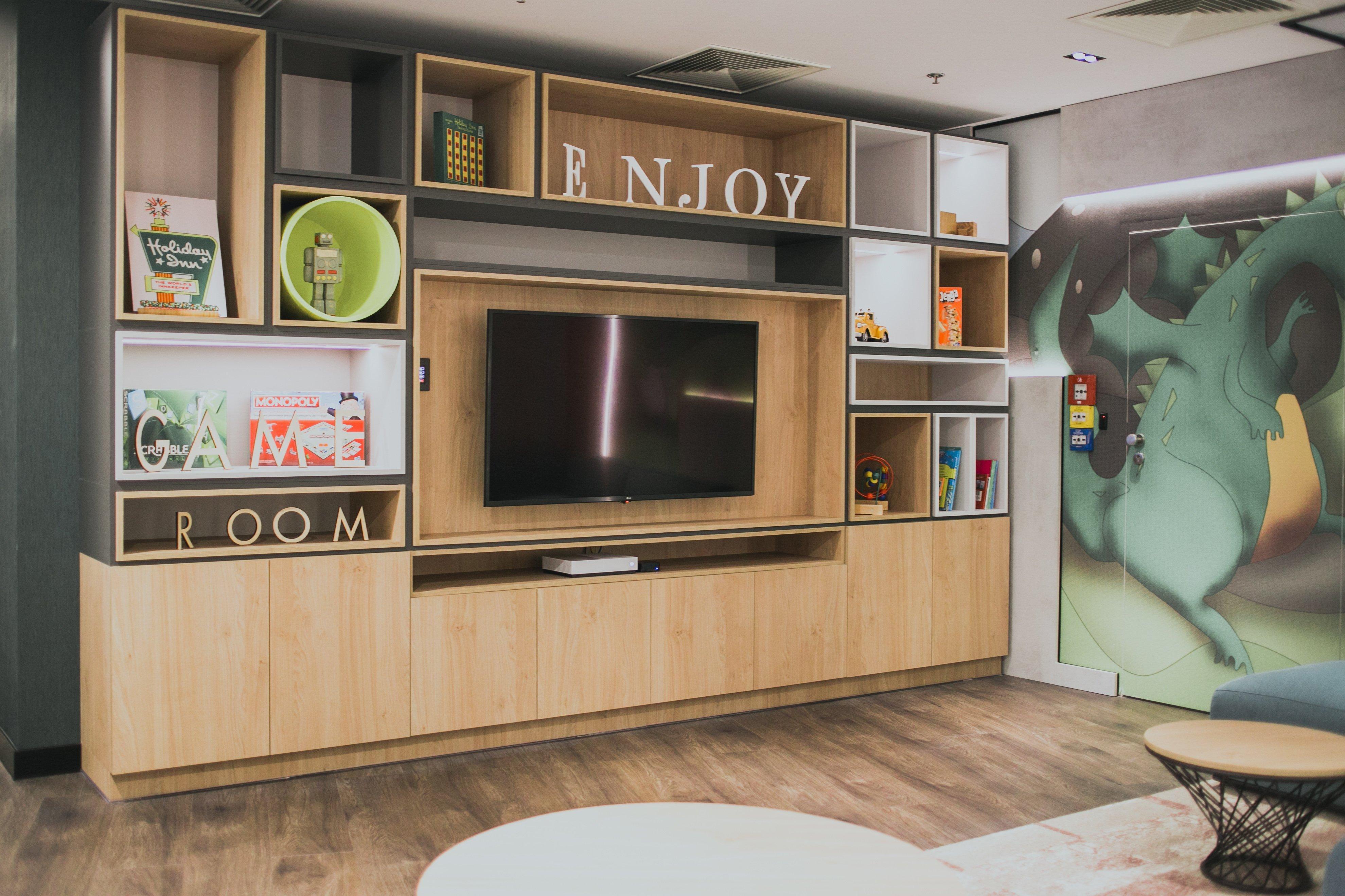 Holiday Inn Krakow City Centre By Ihg Екстериор снимка A typical room at the airport