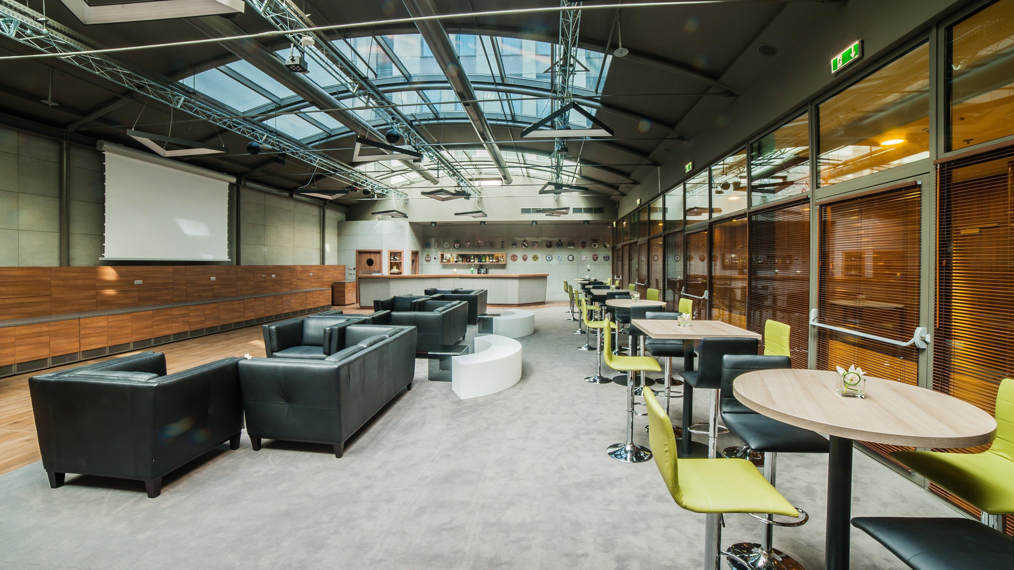 Holiday Inn Krakow City Centre By Ihg Екстериор снимка The Sky Bar