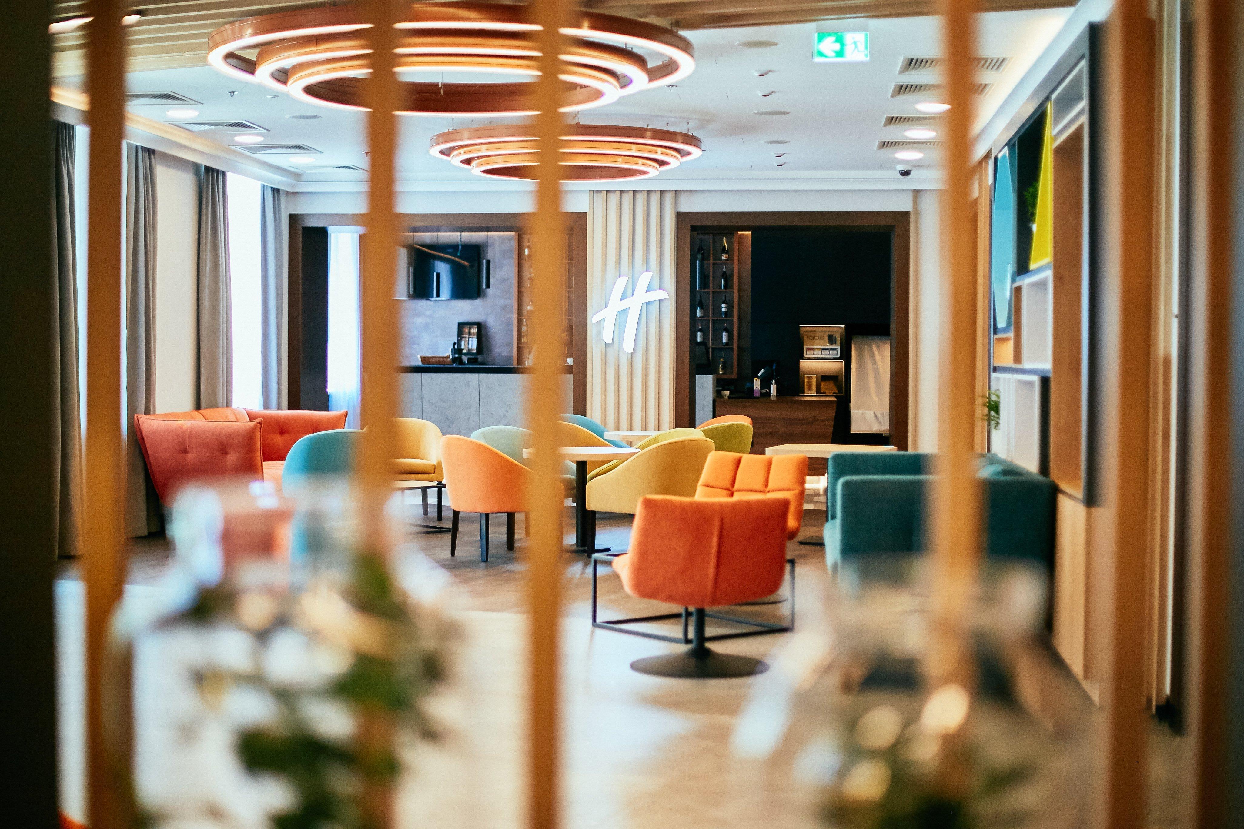Holiday Inn Krakow City Centre By Ihg Екстериор снимка The lounge at Tallinn Airport